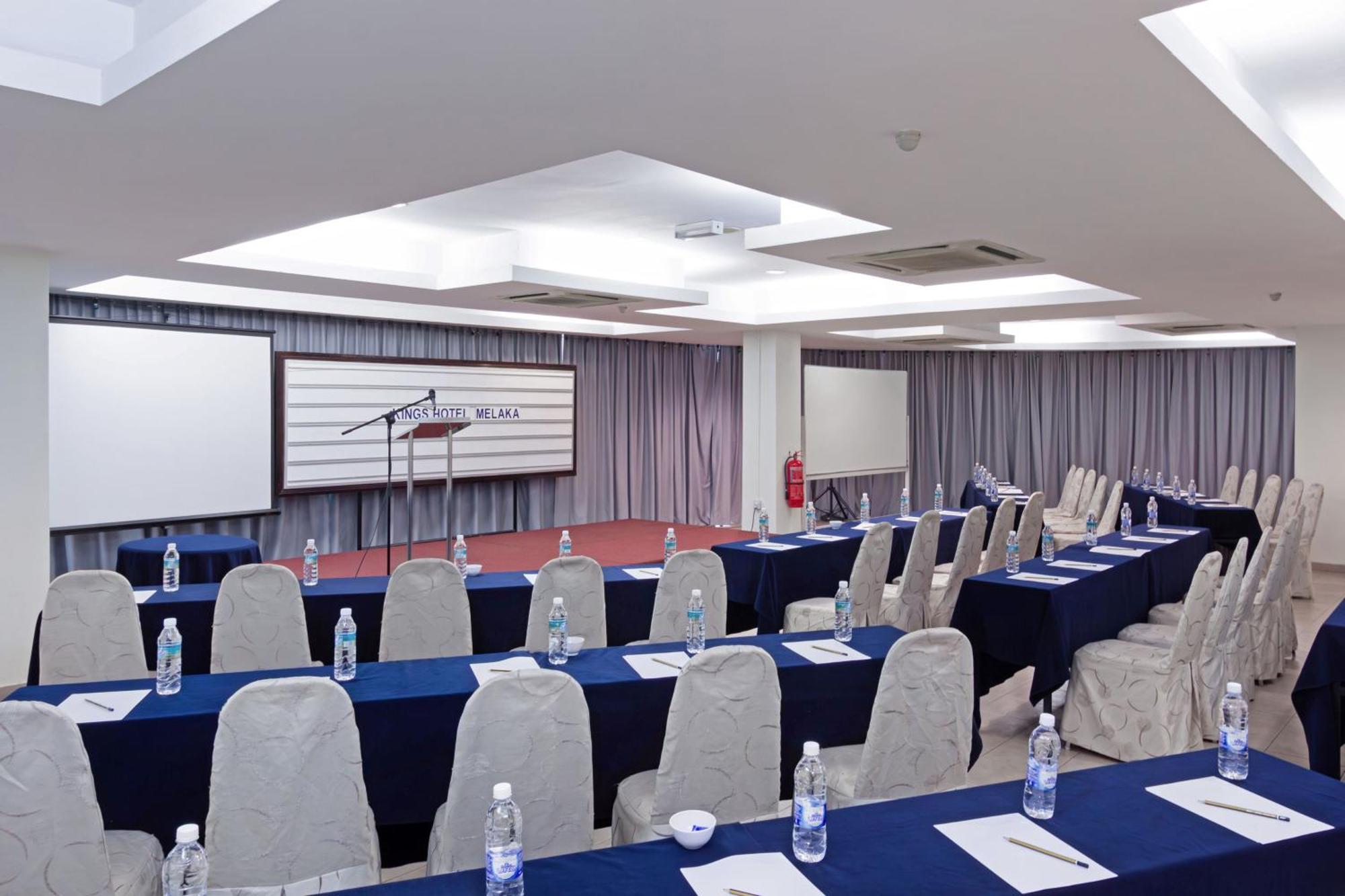 Kings Hotel Melaka Exterior photo