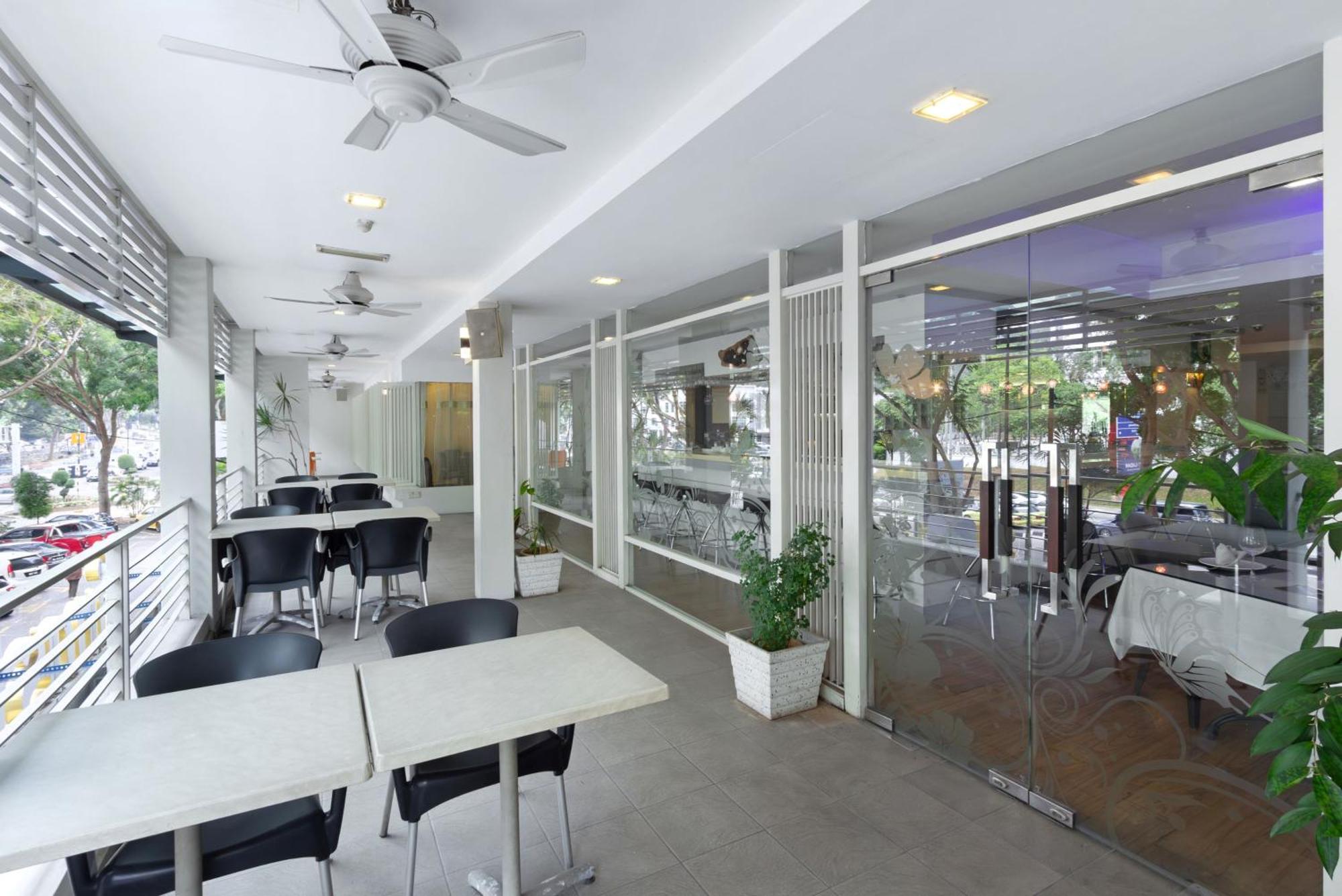 Kings Hotel Melaka Exterior photo